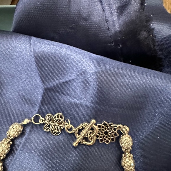 Little dragonfly always catches the eye of somebody you loved - Picture 2 of 7